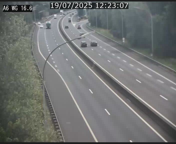 Traffic live webcam Luxembourg Aire de Capellen - A6 - BK 16.6 - direction Luxembourg/France/Allemagne