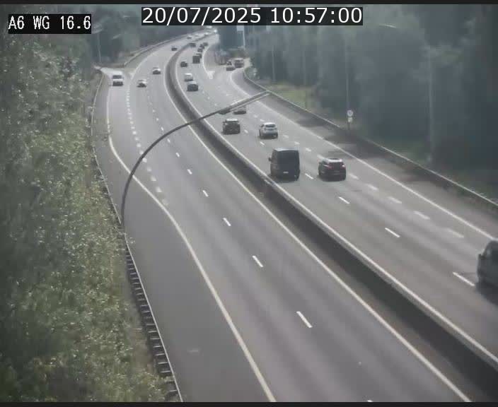 Traffic live webcam Luxembourg Aire de Capellen - A6 - BK 16.6 - direction Luxembourg/France/Allemagne
