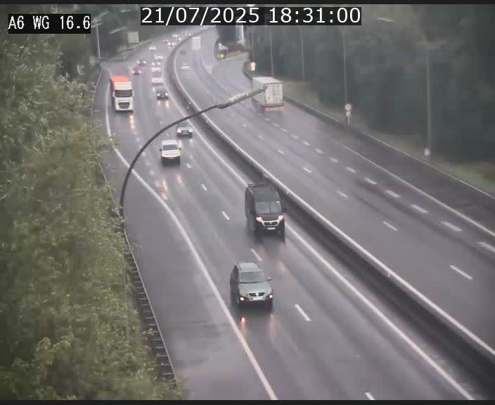 Traffic live webcam Luxembourg Aire de Capellen - A6 - BK 16.6 - direction Luxembourg/France/Allemagne