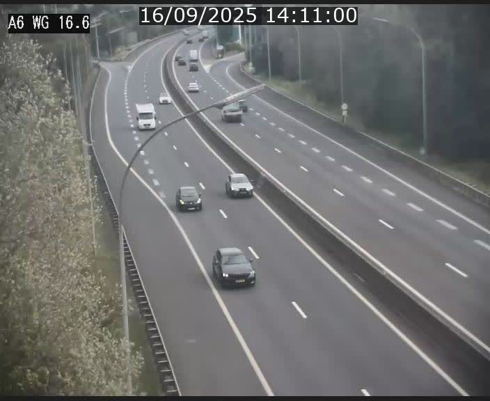 Traffic live webcam Luxembourg Aire de Capellen - A6 - BK 16.6 - direction Luxembourg/France/Allemagne
