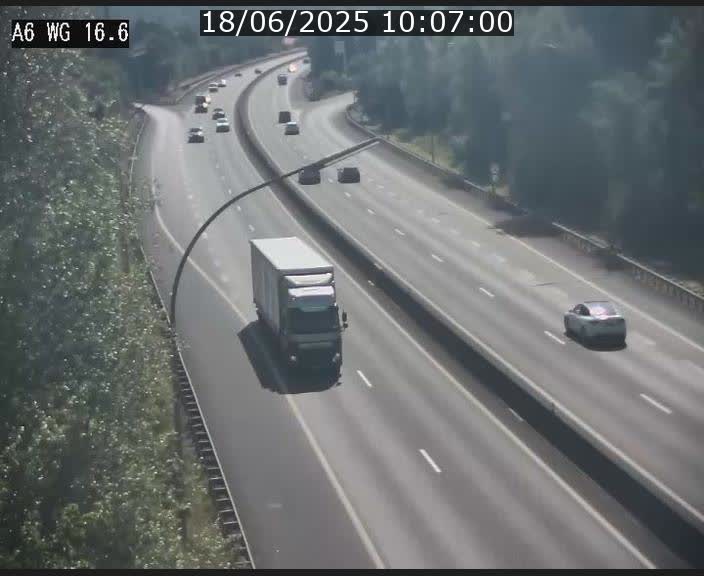 Traffic live webcam Luxembourg Aire de Capellen - A6 - BK 16.6 - direction Luxembourg/France/Allemagne
