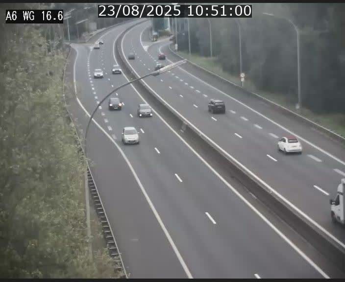<h2>Traffic live webcam Luxembourg Aire de Capellen - A6 - BK 16.6 - direction Luxembourg/France/Allemagne</h2>