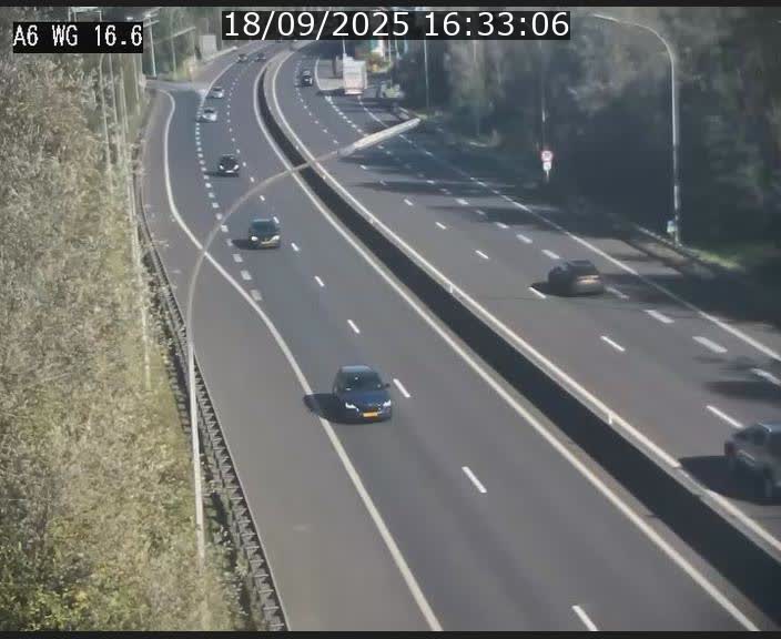 <h2>Traffic live webcam Luxembourg Aire de Capellen - A6 - BK 16.6 - direction Luxembourg/France/Allemagne</h2>