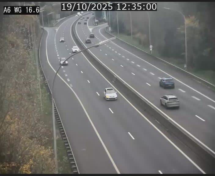 Traffic live webcam Luxembourg Aire de Capellen - A6 - BK 16.6 - direction Luxembourg/France/Allemagne