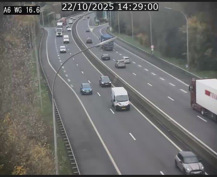 <h2>Traffic live webcam Luxembourg Aire de Capellen - A6 - BK 16.6 - direction Luxembourg/France/Allemagne</h2>