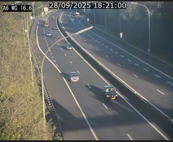 <h2>Traffic live webcam Luxembourg Aire de Capellen - A6 - BK 16.6 - direction Luxembourg/France/Allemagne</h2>