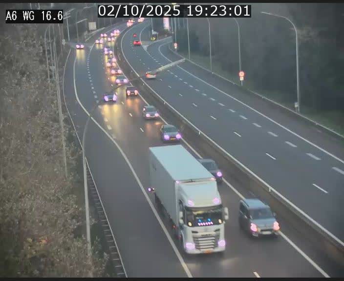 <h2>Traffic live webcam Luxembourg Aire de Capellen - A6 - BK 16.6 - direction Luxembourg/France/Allemagne</h2>