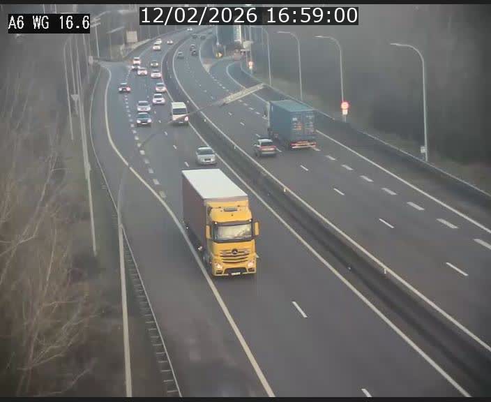 <h2>Traffic live webcam Luxembourg Aire de Capellen - A6 - BK 16.6 - direction Luxembourg/France/Allemagne</h2>