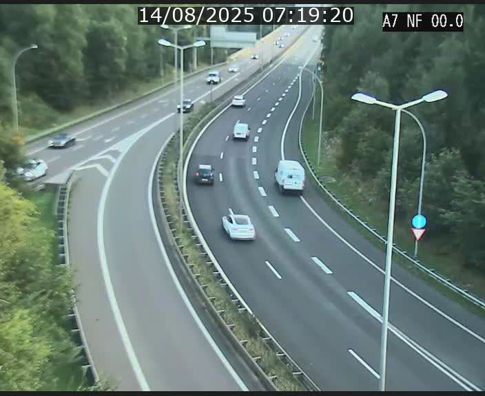 <h2>Caméra autoroute Luxembourg A7 - Echangeur A1/A7 Grünewald direction Tunnel Stafelter</h2>