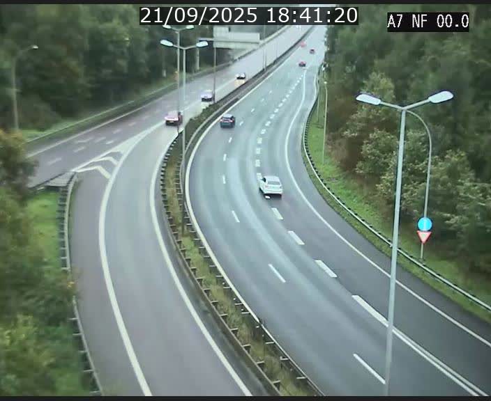 <h2>Caméra autoroute Luxembourg A7 - Echangeur A1/A7 Grünewald direction Tunnel Stafelter</h2>