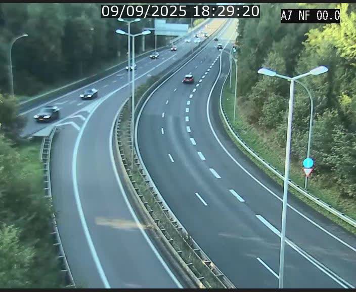 <h2>Caméra autoroute Luxembourg A7 - Echangeur A1/A7 Grünewald direction Tunnel Stafelter</h2>