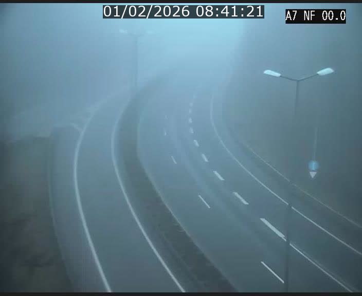 <h2>Caméra autoroute Luxembourg A7 - Echangeur A1/A7 Grünewald direction Tunnel Stafelter</h2>