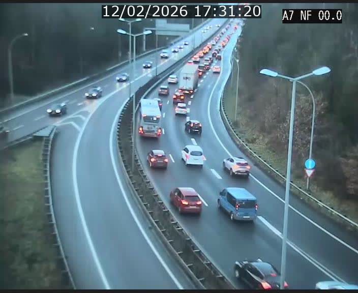 <h2>Caméra autoroute Luxembourg A7 - Echangeur A1/A7 Grünewald direction Tunnel Stafelter</h2>