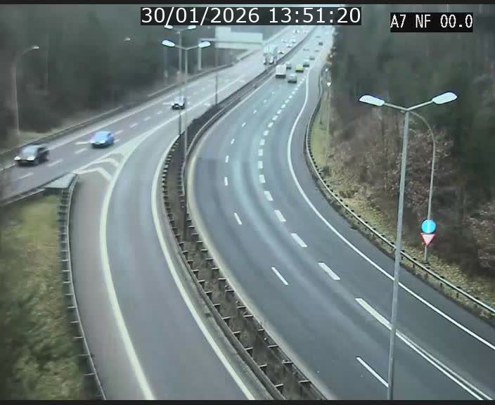 <h2>Caméra autoroute Luxembourg A7 - Echangeur A1/A7 Grünewald direction Tunnel Stafelter</h2>