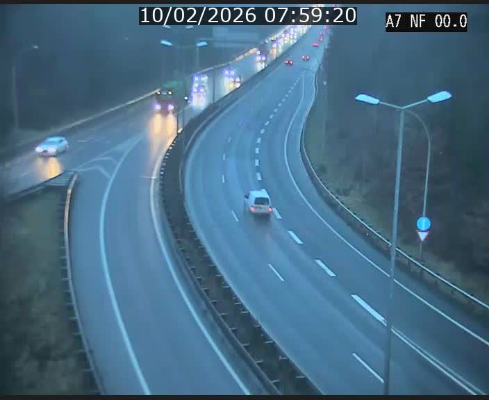 <h2>Caméra autoroute Luxembourg A7 - Echangeur A1/A7 Grünewald direction Tunnel Stafelter</h2>