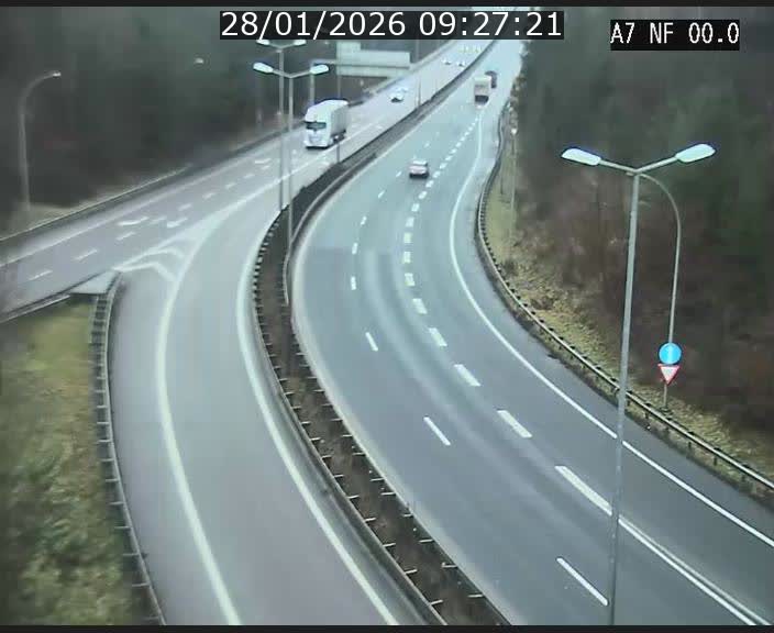 <h2>Caméra autoroute Luxembourg A7 - Echangeur A1/A7 Grünewald direction Tunnel Stafelter</h2>