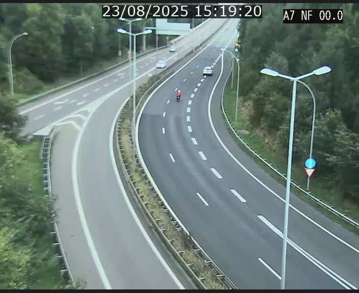 <h2>Caméra autoroute Luxembourg A7 - Echangeur A1/A7 Grünewald direction Tunnel Stafelter</h2>