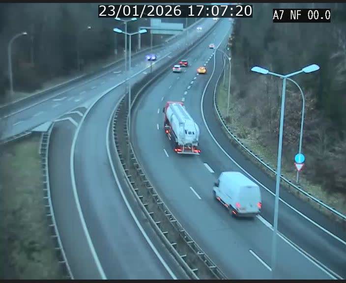<h2>Caméra autoroute Luxembourg A7 - Echangeur A1/A7 Grünewald direction Tunnel Stafelter</h2>