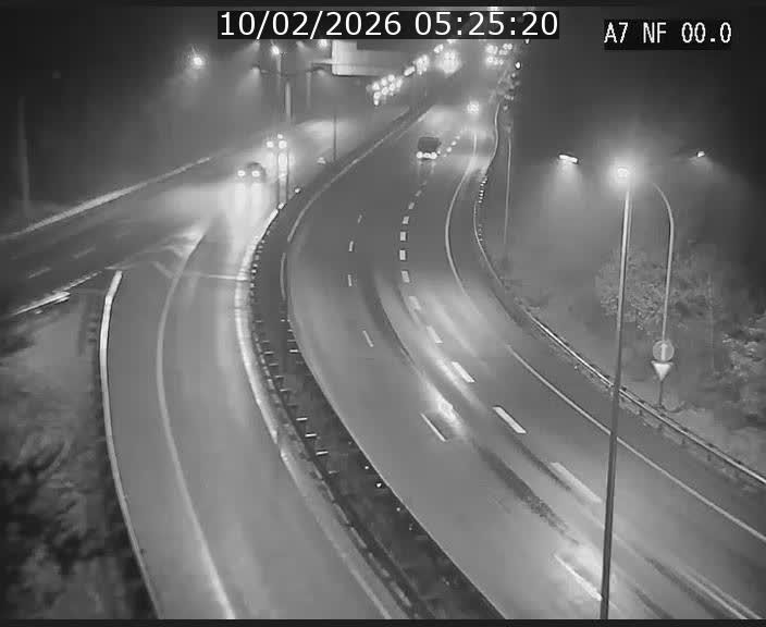 <h2>Caméra autoroute Luxembourg A7 - Echangeur A1/A7 Grünewald direction Tunnel Stafelter</h2>