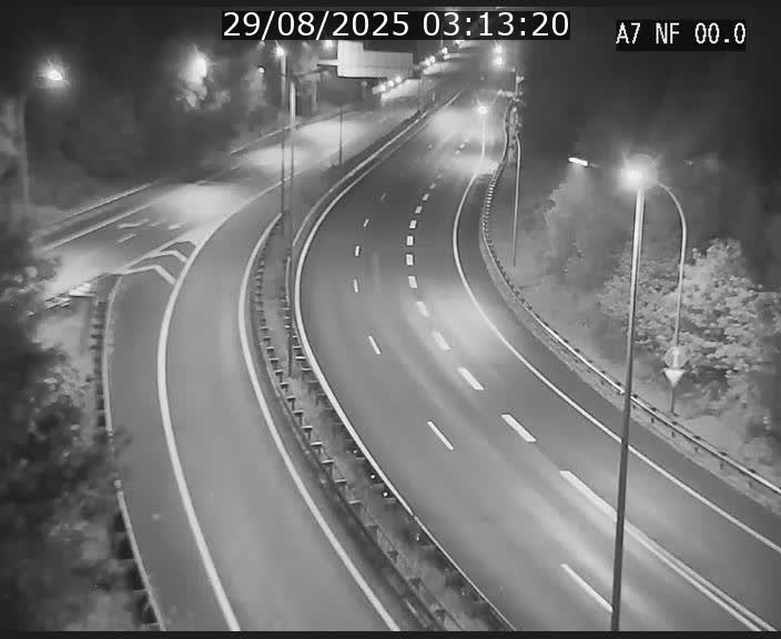 <h2>Caméra autoroute Luxembourg A7 - Echangeur A1/A7 Grünewald direction Tunnel Stafelter</h2>