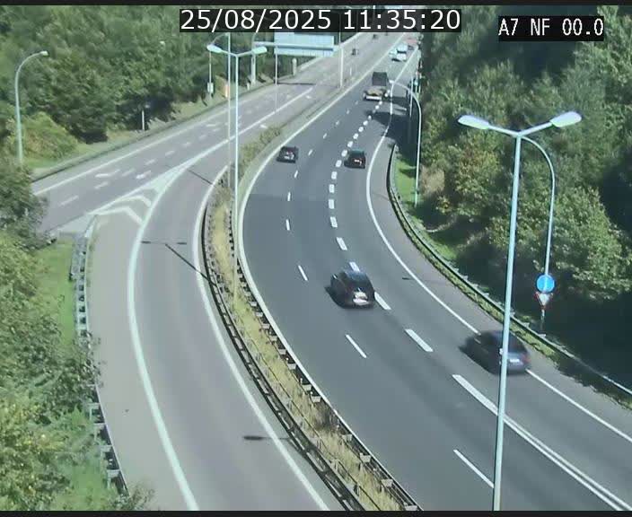 <h2>Caméra autoroute Luxembourg A7 - Echangeur A1/A7 Grünewald direction Tunnel Stafelter</h2>