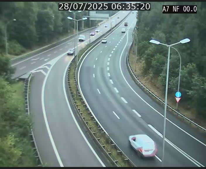 Caméra autoroute Luxembourg A7 - Echangeur A1/A7 Grünewald direction Tunnel Stafelter