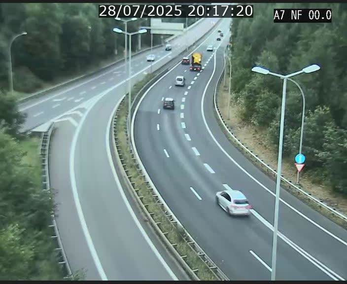 Caméra autoroute Luxembourg A7 - Echangeur A1/A7 Grünewald direction Tunnel Stafelter