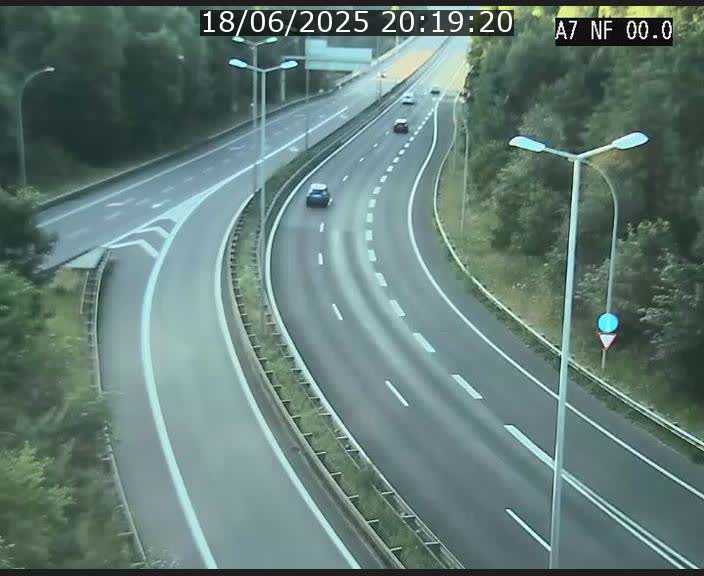 <h2>Caméra autoroute Luxembourg A7 - Echangeur A1/A7 Grünewald direction Tunnel Stafelter</h2>