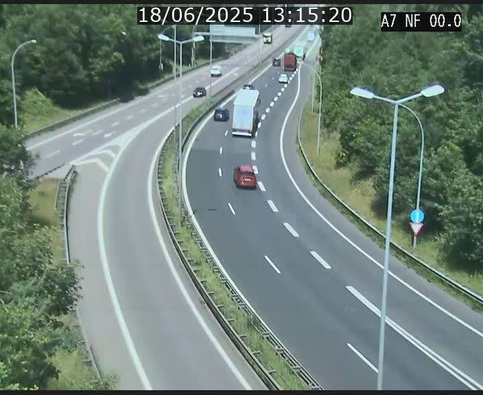 <h2>Caméra autoroute Luxembourg A7 - Echangeur A1/A7 Grünewald direction Tunnel Stafelter</h2>