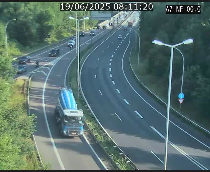 <h2>Caméra autoroute Luxembourg A7 - Echangeur A1/A7 Grünewald direction Tunnel Stafelter</h2>