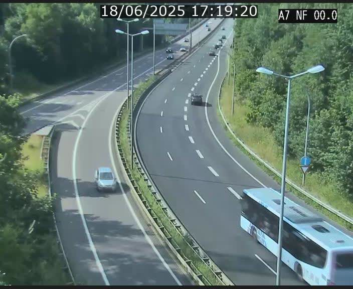 <h2>Caméra autoroute Luxembourg A7 - Echangeur A1/A7 Grünewald direction Tunnel Stafelter</h2>