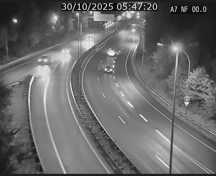 <h2>Caméra autoroute Luxembourg A7 - Echangeur A1/A7 Grünewald direction Tunnel Stafelter</h2>