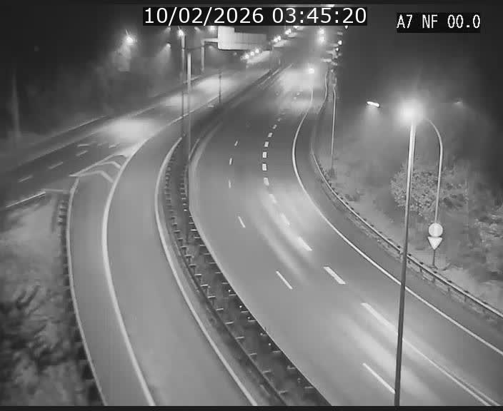 <h2>Caméra autoroute Luxembourg A7 - Echangeur A1/A7 Grünewald direction Tunnel Stafelter</h2>