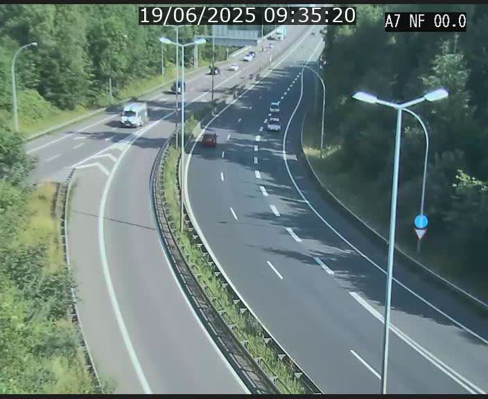 <h2>Caméra autoroute Luxembourg A7 - Echangeur A1/A7 Grünewald direction Tunnel Stafelter</h2>