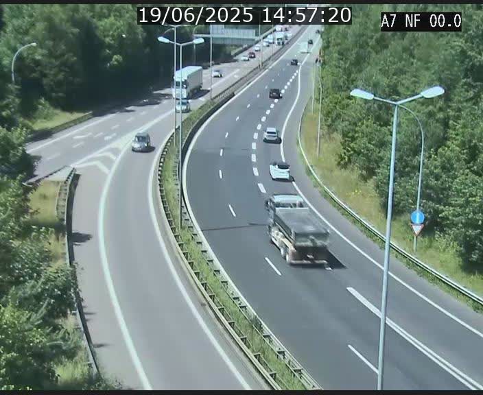 <h2>Caméra autoroute Luxembourg A7 - Echangeur A1/A7 Grünewald direction Tunnel Stafelter</h2>