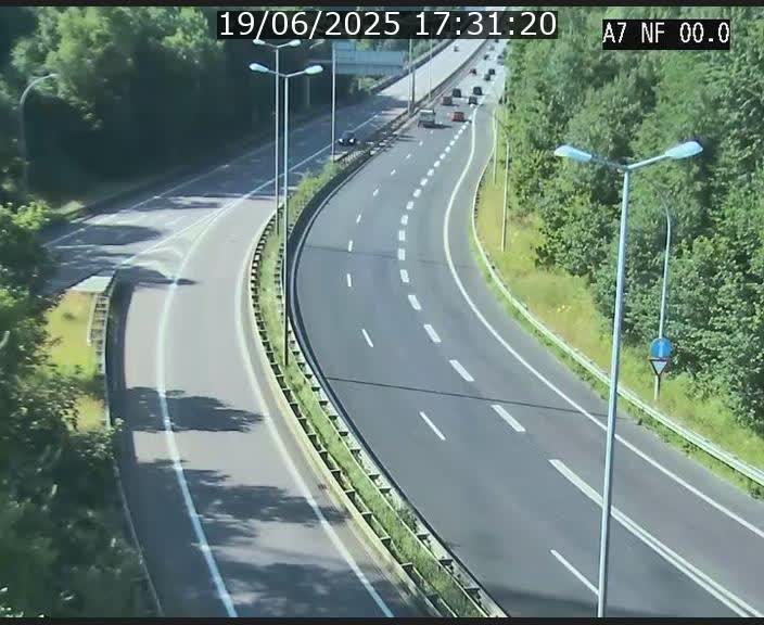 <h2>Caméra autoroute Luxembourg A7 - Echangeur A1/A7 Grünewald direction Tunnel Stafelter</h2>