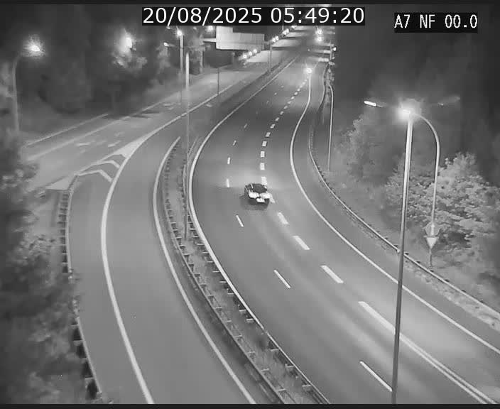 <h2>Caméra autoroute Luxembourg A7 - Echangeur A1/A7 Grünewald direction Tunnel Stafelter</h2>