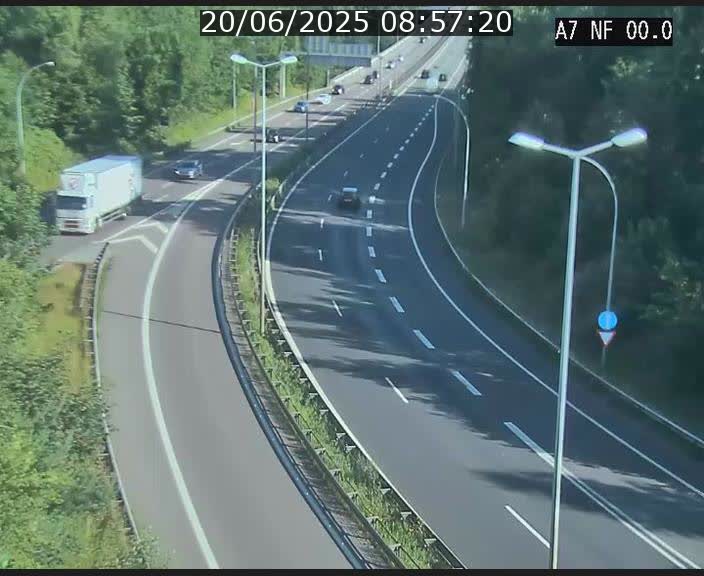 <h2>Caméra autoroute Luxembourg A7 - Echangeur A1/A7 Grünewald direction Tunnel Stafelter</h2>