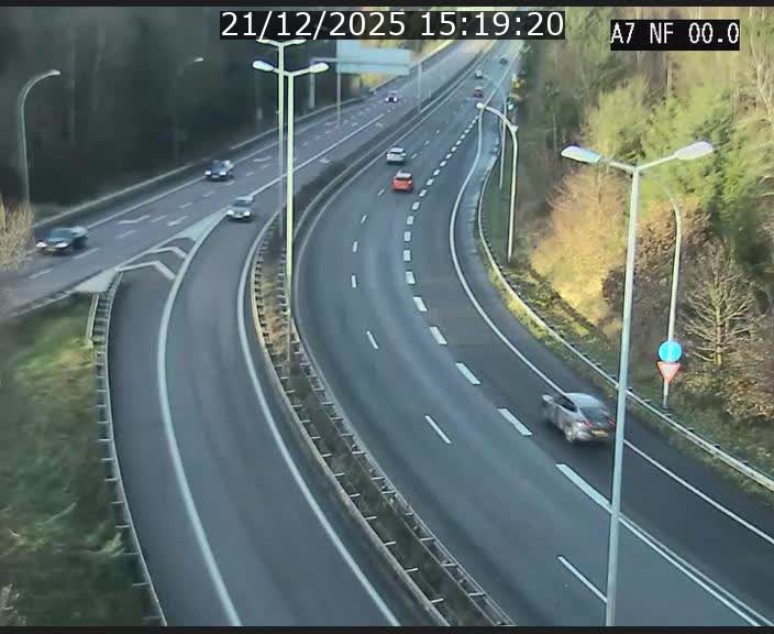 <h2>Caméra autoroute Luxembourg A7 - Echangeur A1/A7 Grünewald direction Tunnel Stafelter</h2>