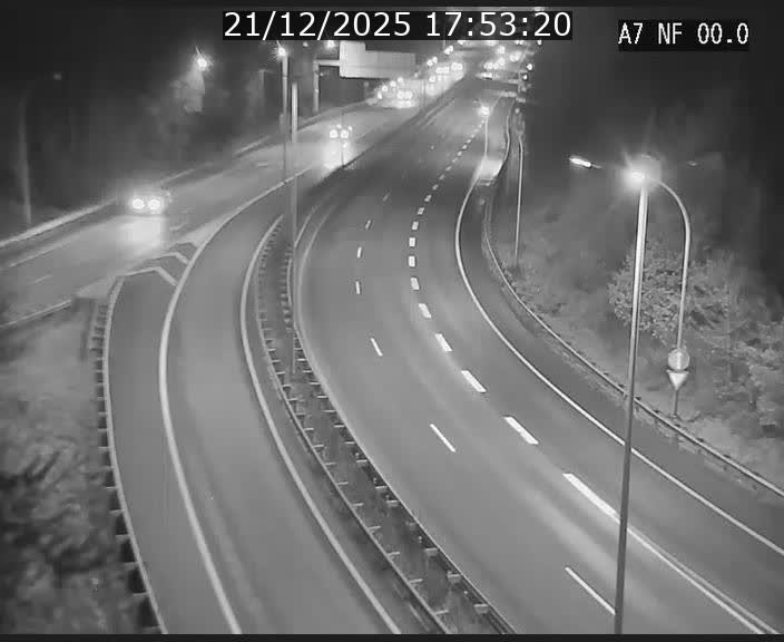 <h2>Caméra autoroute Luxembourg A7 - Echangeur A1/A7 Grünewald direction Tunnel Stafelter</h2>