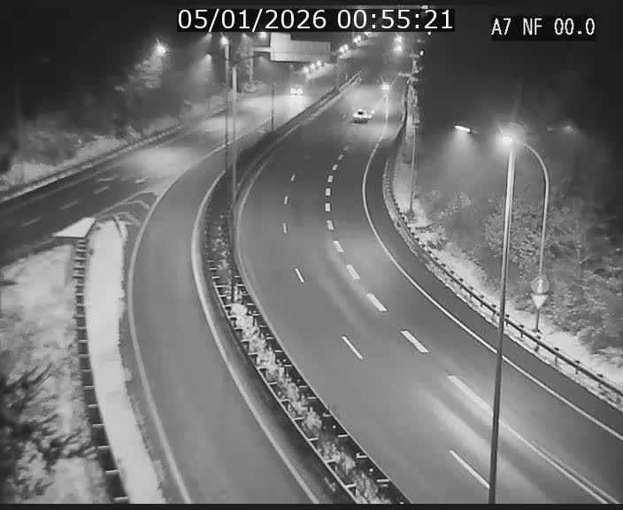 <h2>Caméra autoroute Luxembourg A7 - Echangeur A1/A7 Grünewald direction Tunnel Stafelter</h2>