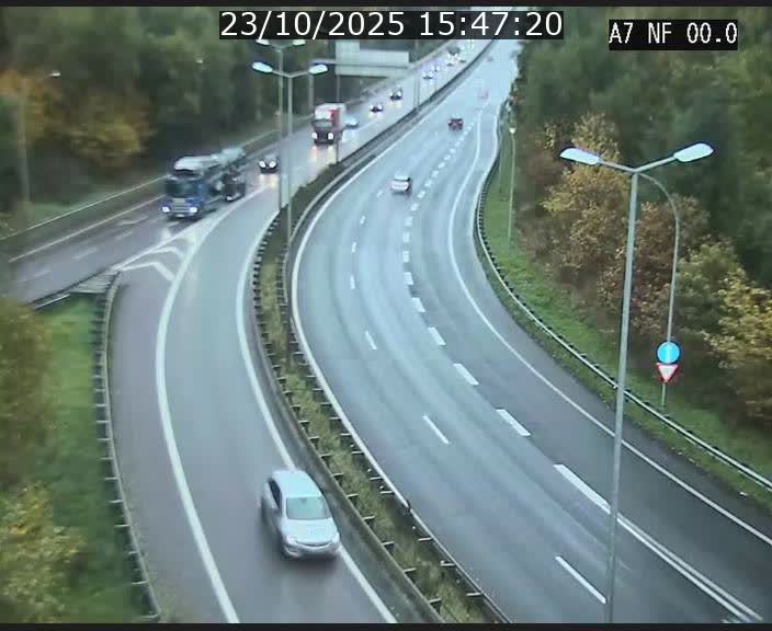 <h2>Caméra autoroute Luxembourg A7 - Echangeur A1/A7 Grünewald direction Tunnel Stafelter</h2>