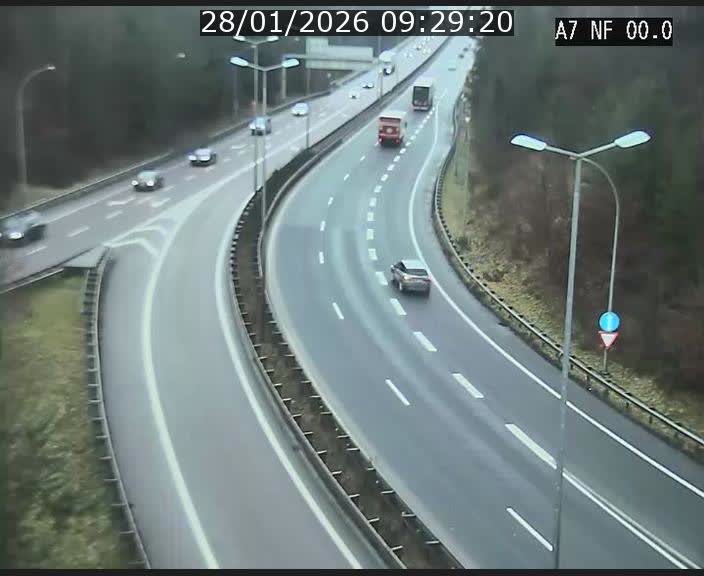 <h2>Caméra autoroute Luxembourg A7 - Echangeur A1/A7 Grünewald direction Tunnel Stafelter</h2>
