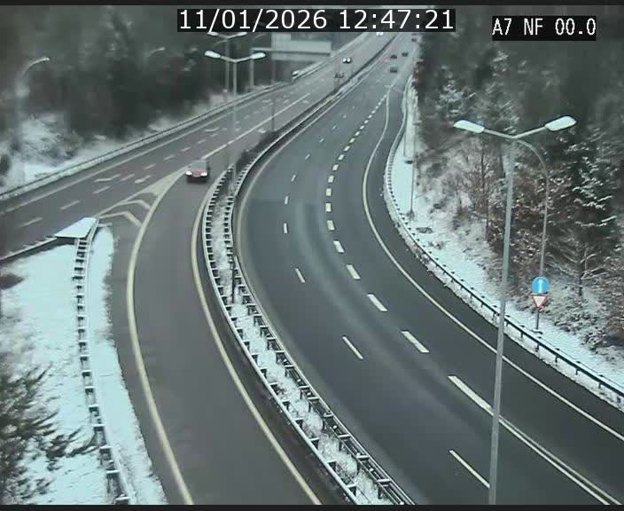 <h2>Caméra autoroute Luxembourg A7 - Echangeur A1/A7 Grünewald direction Tunnel Stafelter</h2>