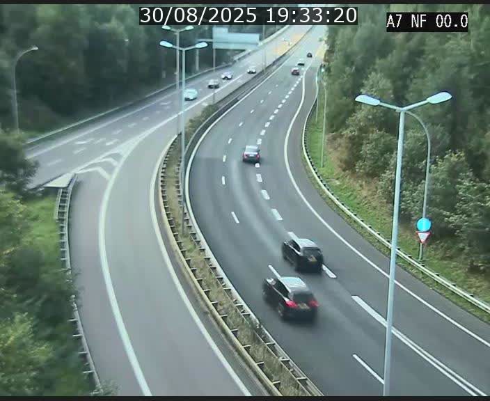 <h2>Caméra autoroute Luxembourg A7 - Echangeur A1/A7 Grünewald direction Tunnel Stafelter</h2>