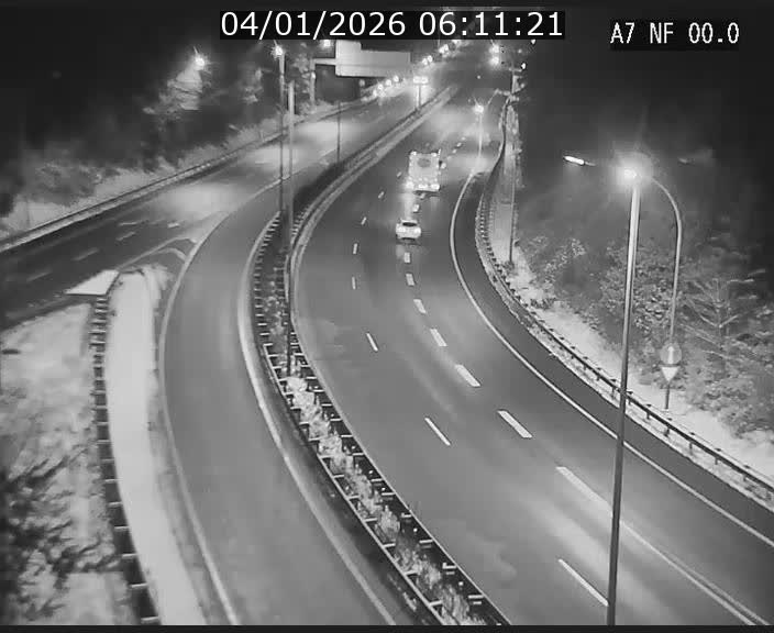 <h2>Caméra autoroute Luxembourg A7 - Echangeur A1/A7 Grünewald direction Tunnel Stafelter</h2>