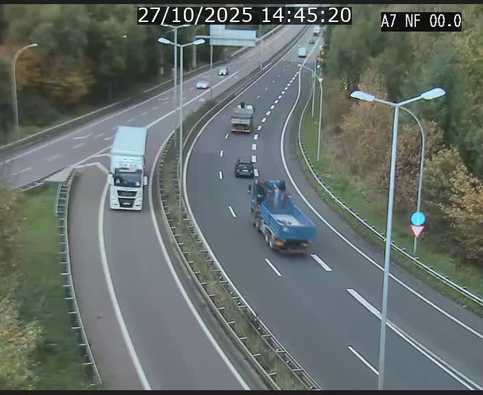 <h2>Caméra autoroute Luxembourg A7 - Echangeur A1/A7 Grünewald direction Tunnel Stafelter</h2>