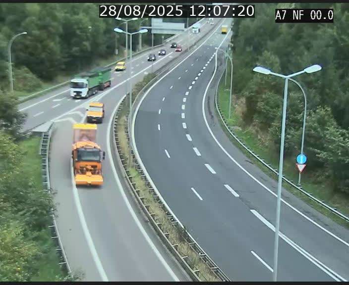 <h2>Caméra autoroute Luxembourg A7 - Echangeur A1/A7 Grünewald direction Tunnel Stafelter</h2>