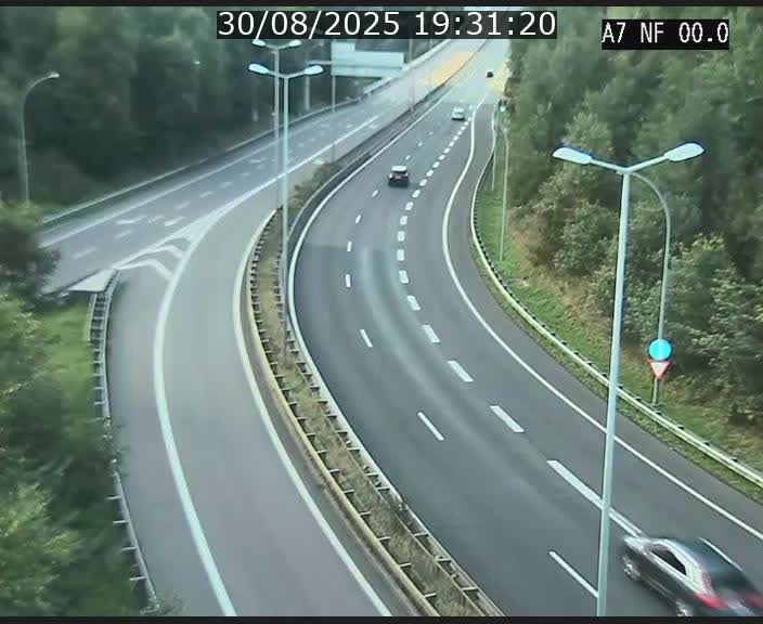 <h2>Caméra autoroute Luxembourg A7 - Echangeur A1/A7 Grünewald direction Tunnel Stafelter</h2>
