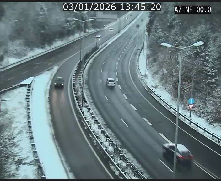 <h2>Caméra autoroute Luxembourg A7 - Echangeur A1/A7 Grünewald direction Tunnel Stafelter</h2>